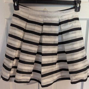 B. Darlin Pleated Above Knee Lined Skirt Black/White/Silver Juniors sz 7/8